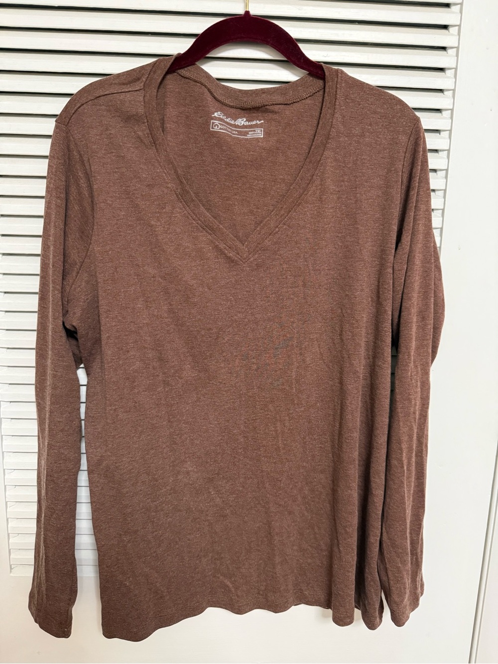 Eddie Bauer Women's Long-Sleeve V-Neck Shirt - Chestnut Brown